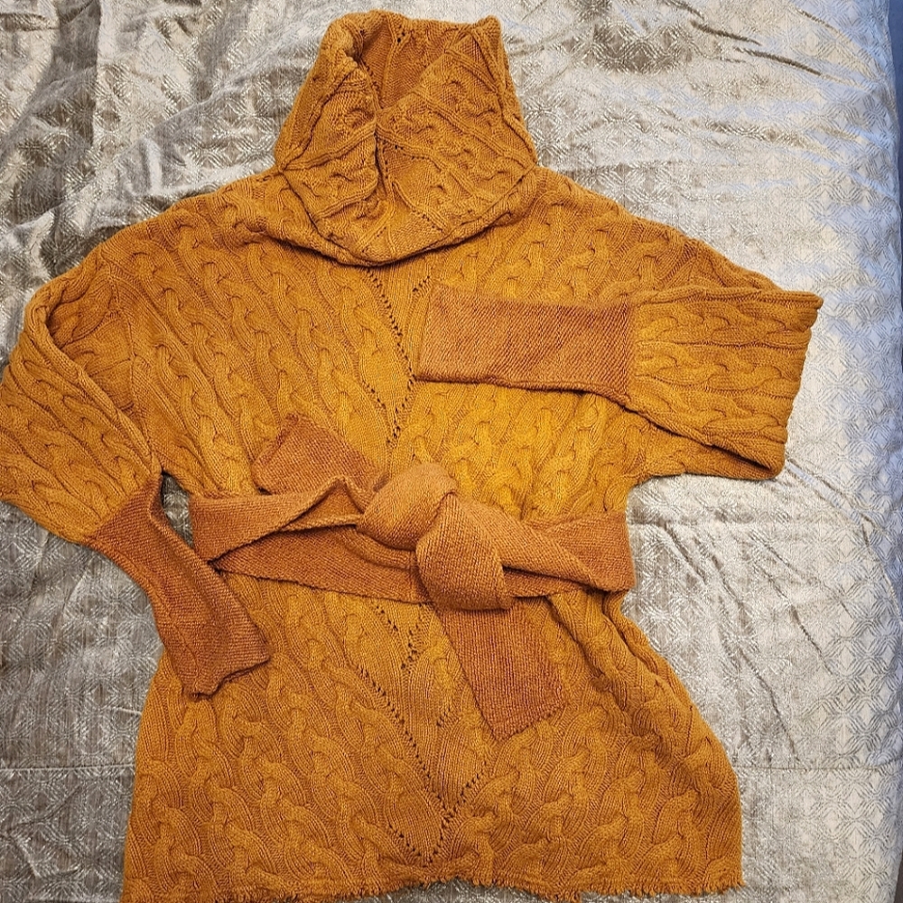 Free People freesize mustard sweater top
